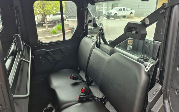 2027 POLARIS RANGER CREW XP 1000 CAB W / HVAC - 33225