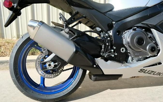 New 2026 SUZUKI GSXR600