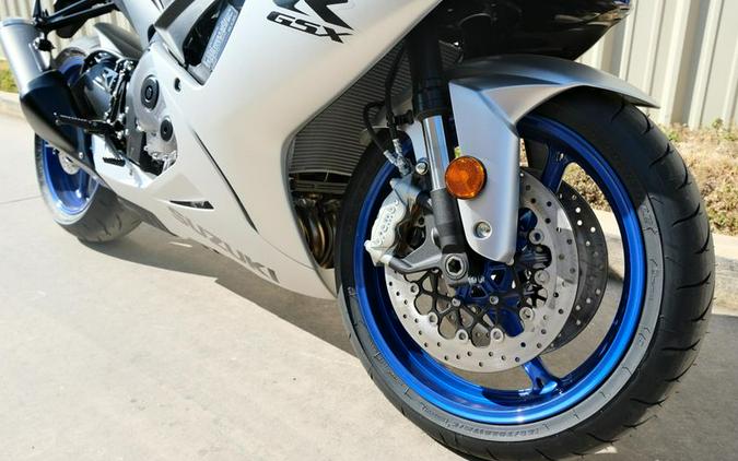 New 2026 SUZUKI GSXR600