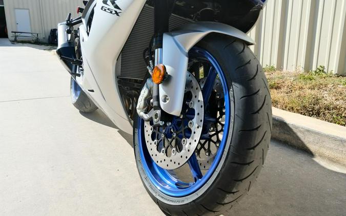 New 2026 SUZUKI GSXR600