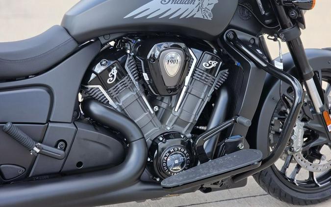2026 Indian Motorcycle® Chieftain® PowerPlus Dark Horse® Black Smoke