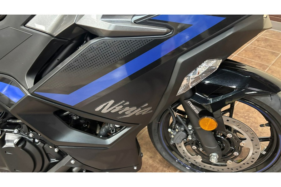 2025 Kawasaki EX500GSFAL