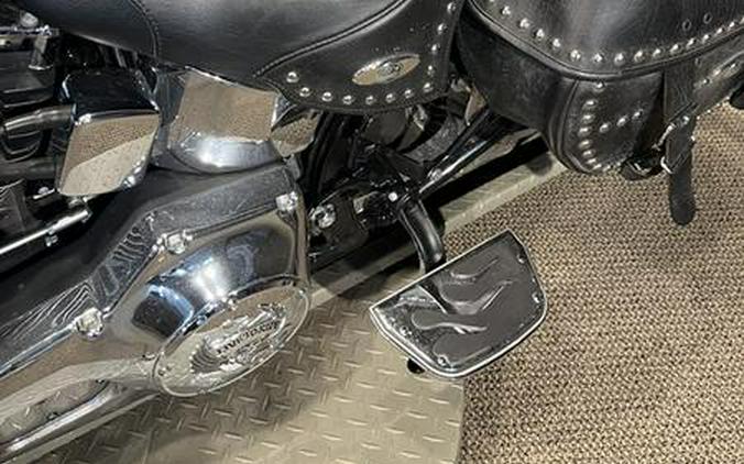 2005 Harley-Davidson® FLSTC - Heritage Softail® Classic