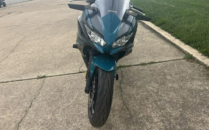 2021 Kawasaki Ninja 650 ABS Metallic Spark Black/Metallic Imper
