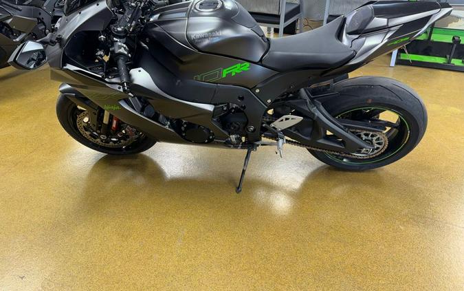 2025 Ninja® ZX™-10RR ABS - Kawasaki