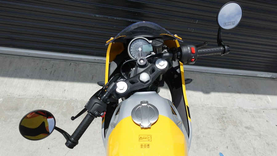2026 Triumph Thruxton 400
