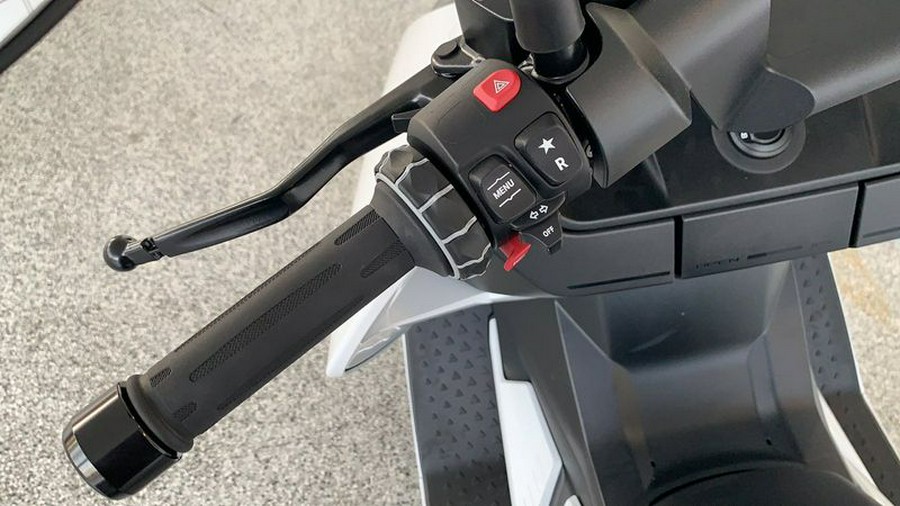 2022 BMW CE04 Inventory