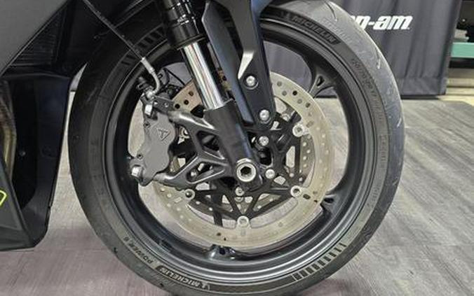 2025 Triumph Daytona 660 Snowdonia White/Sapphire Black