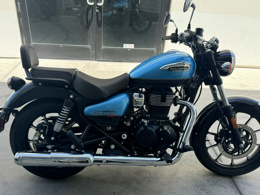 2021 Royal Enfield Meteor 350 Supernova Blue