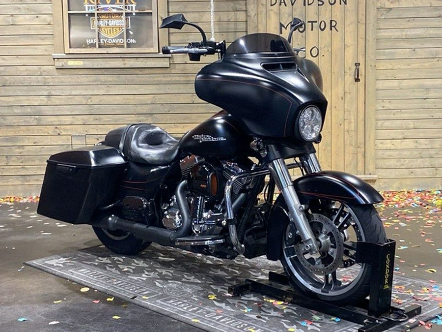 2015 Harley-Davidson FLHXS - Street Glide Special