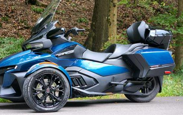 2023 Can-Am SPYDER RT