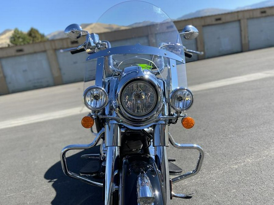 2016 Indian Motorcycle® Springfield™ Thunder Black