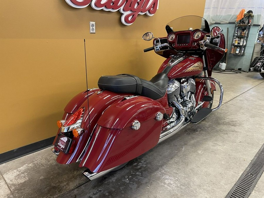 2018 Indian Motorcycle® Chieftain® Classic ABS Red