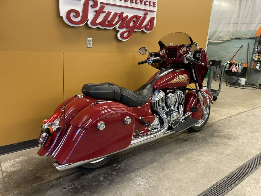 2018 Indian Motorcycle® Chieftain® Classic ABS Red