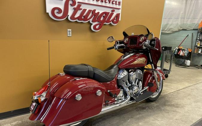 2018 Indian Motorcycle® Chieftain® Classic ABS Red