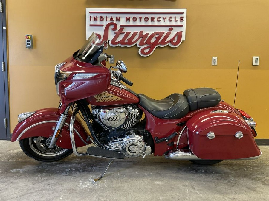 2018 Indian Motorcycle® Chieftain® Classic ABS Red