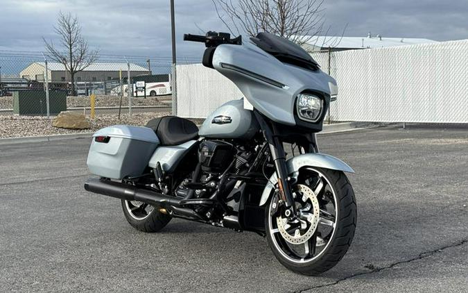 2024 Harley-Davidson® Street Glide® Base