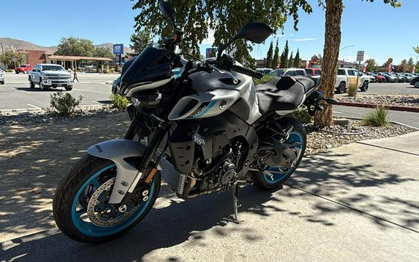 2025 Yamaha MT-10