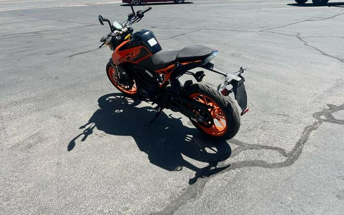 2020 KTM 200 Duke