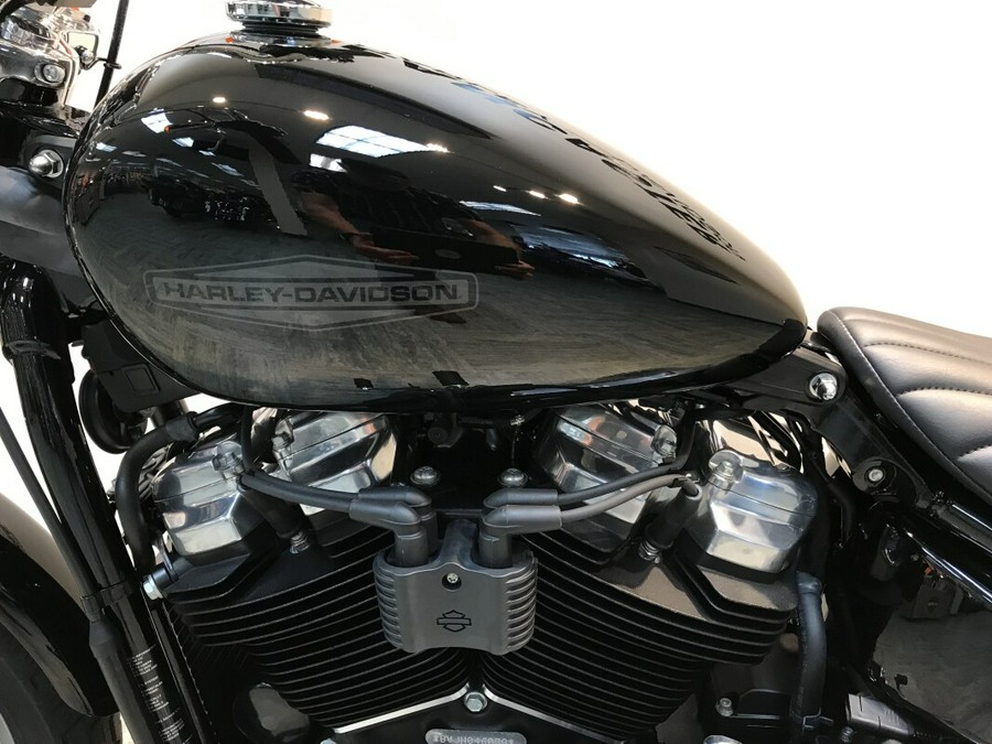 2022 Harley-Davidson Softail Standard Black