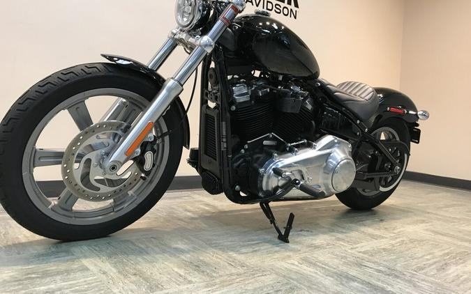 2022 Harley-Davidson Softail Standard Black FXST