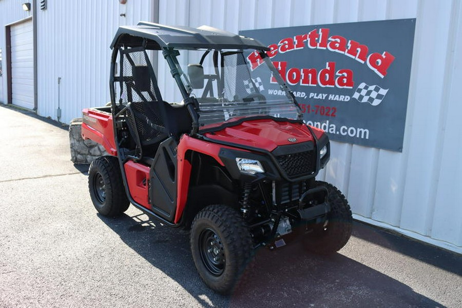 2025 Honda® Pioneer 520