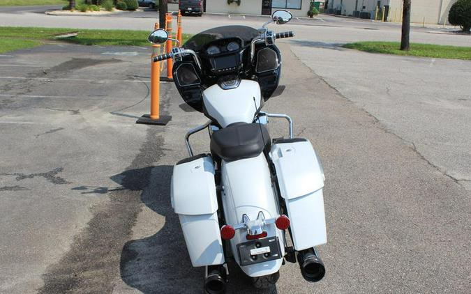 2024 Indian Motorcycle® Challenger® Limited with PowerBand Audio Package Ghost White Metallic