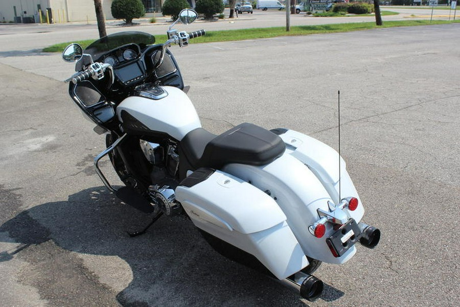 2024 Indian Motorcycle® Challenger® Limited with PowerBand Audio Package Ghost White Metallic