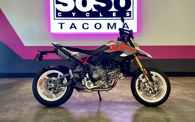 2026 Ducati Hypermotard V2