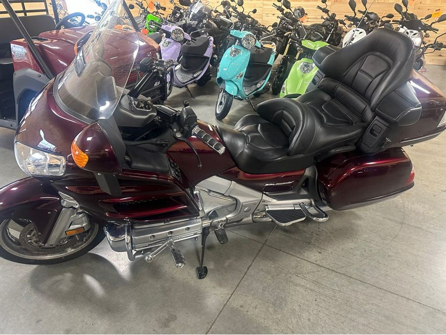 2006 Honda GOLD WING PREMIUM AUDIO - RED