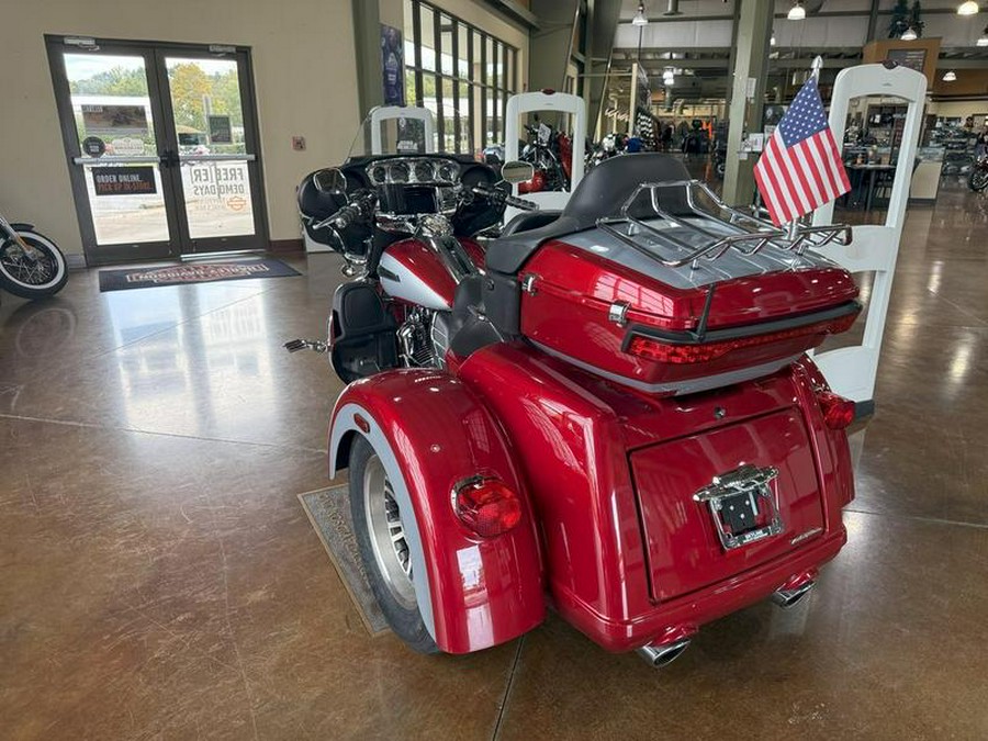 2019 Harley-Davidson® FLHTCUTG - Tri Glide® Ultra