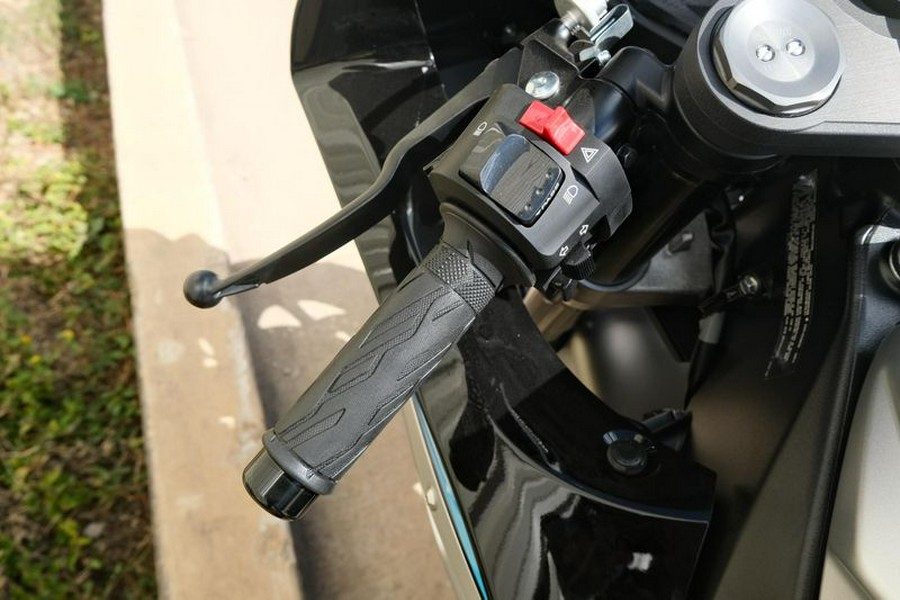 New 2026 SUZUKI GSXR600