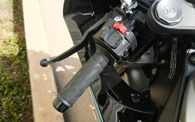 New 2026 SUZUKI GSXR600