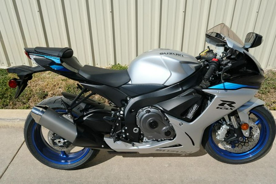 New 2026 SUZUKI GSXR600