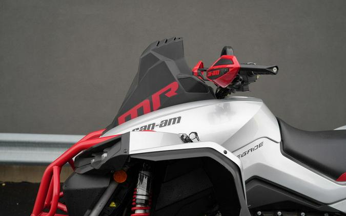 2026 Can-Am® Renegade X mr 1000 R Hyper Silver & Legion Red