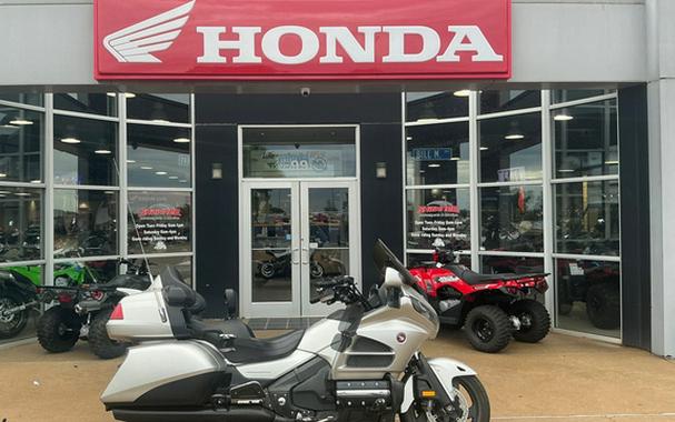 2016 Honda Gold Wing Airbag