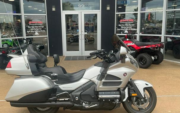 2016 Honda Gold Wing Airbag