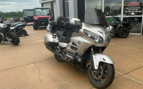 2016 Honda Gold Wing Airbag