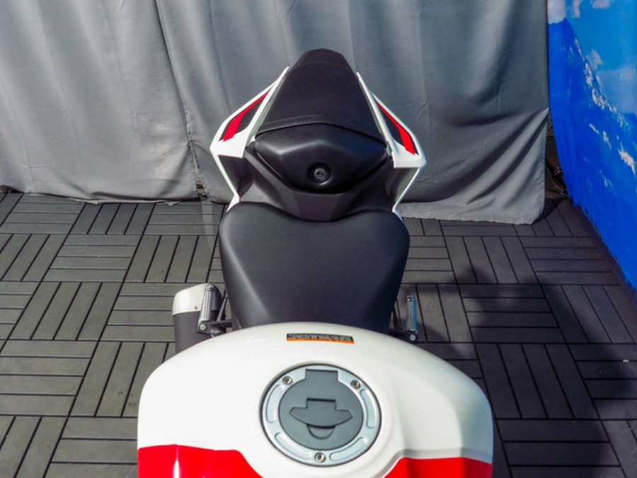 2026 Yamaha YZF R3 70Th Anniversary Edition
