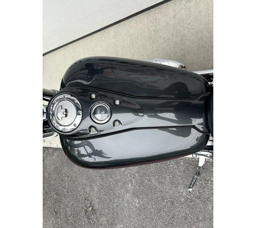 2005 Harley-Davidson® Dyna® Super Glide® Custom