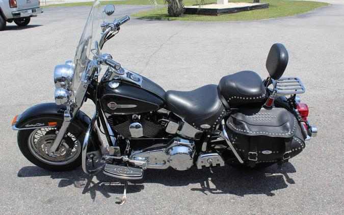 2004 Harley-Davidson® FLSTC - Heritage Softail® Classic