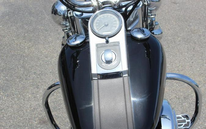 2004 Harley-Davidson® FLSTC - Heritage Softail® Classic