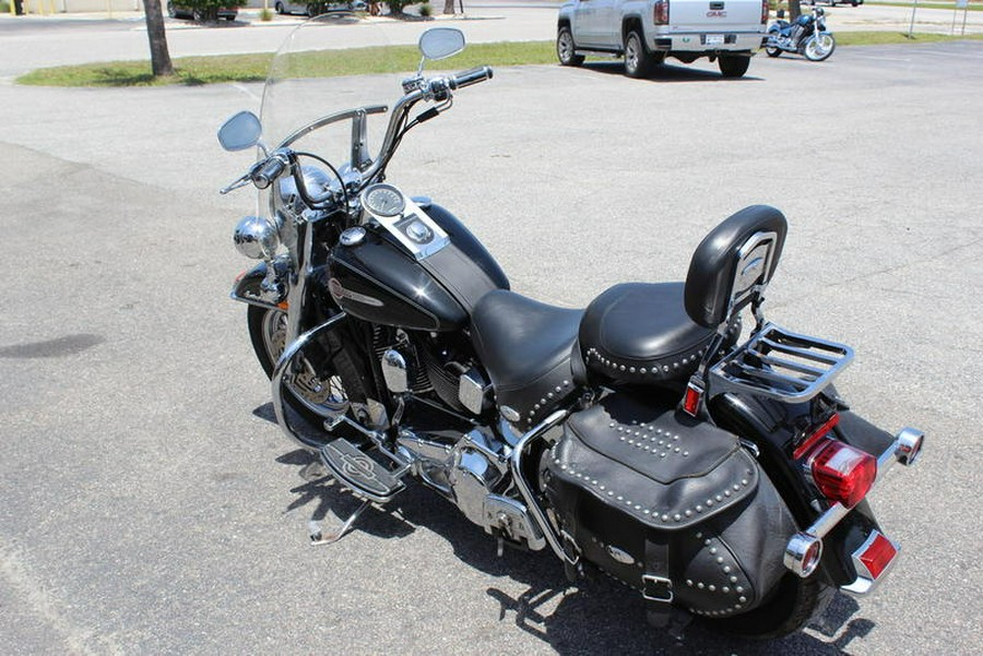 2004 Harley-Davidson® FLSTC - Heritage Softail® Classic