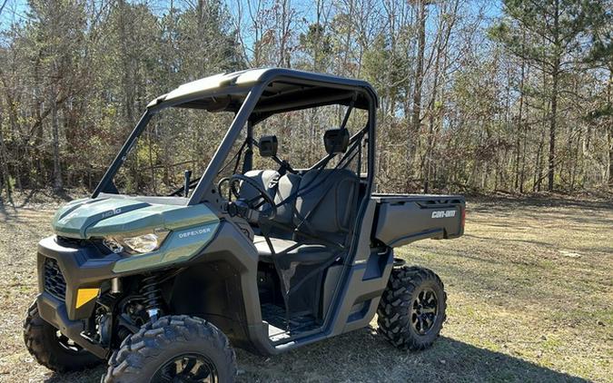 2025 Can-Am Defender DPS HD10 Compass Green