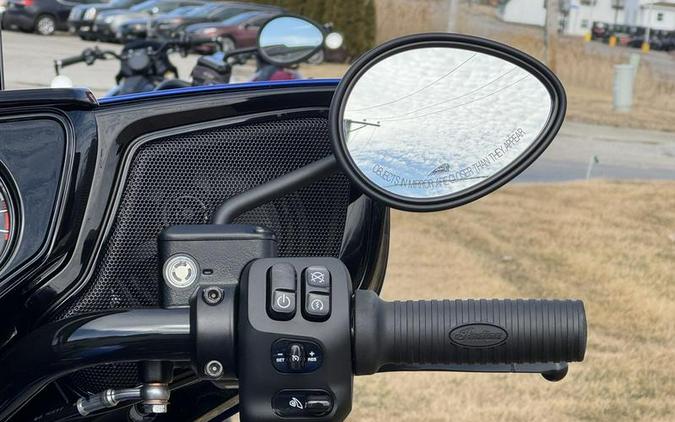 2026 Indian Motorcycle® Chieftain® PowerPlus Dark Horse® Deep Blue Metallic