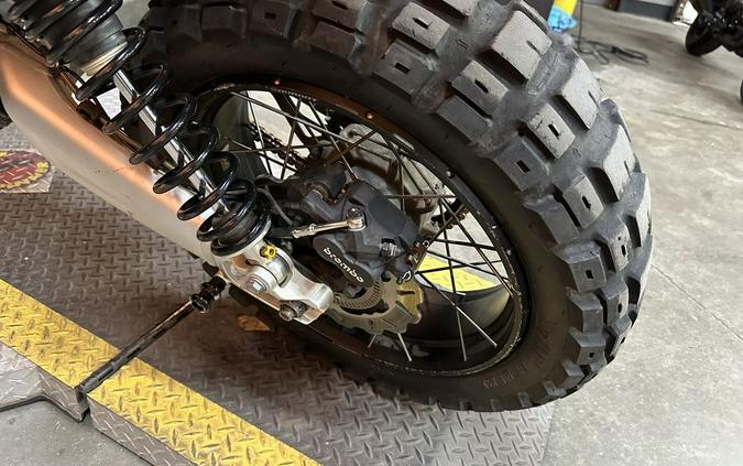 2020 Triumph Scrambler 1200 XE Fusion White/Brooklands Green