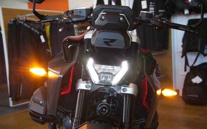 2026 BMW R 1300 R