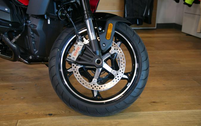 2026 BMW R 1300 R