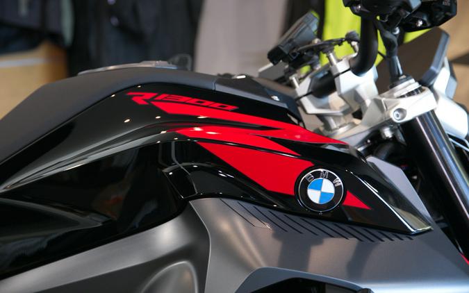 2026 BMW R 1300 R