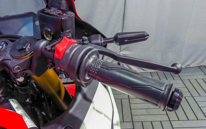 2026 Yamaha YZF R3 70Th Anniversary Edition